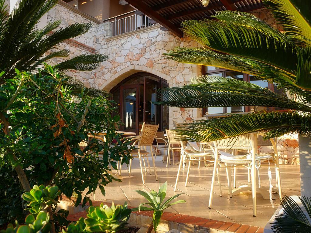 חאניה Areti Aparthotel מראה חיצוני תמונה
