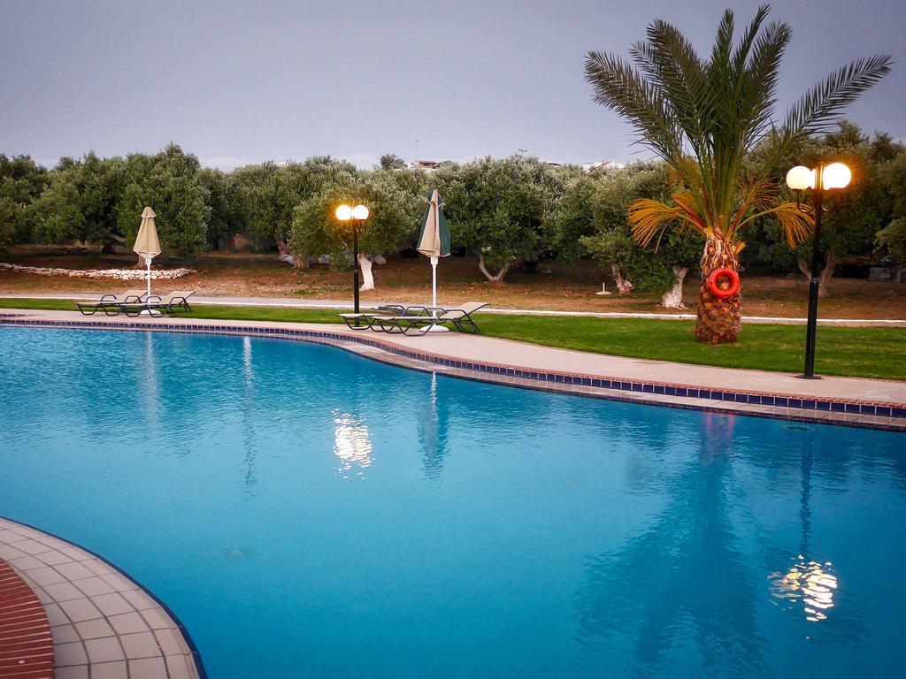 חאניה Areti Aparthotel מראה חיצוני תמונה