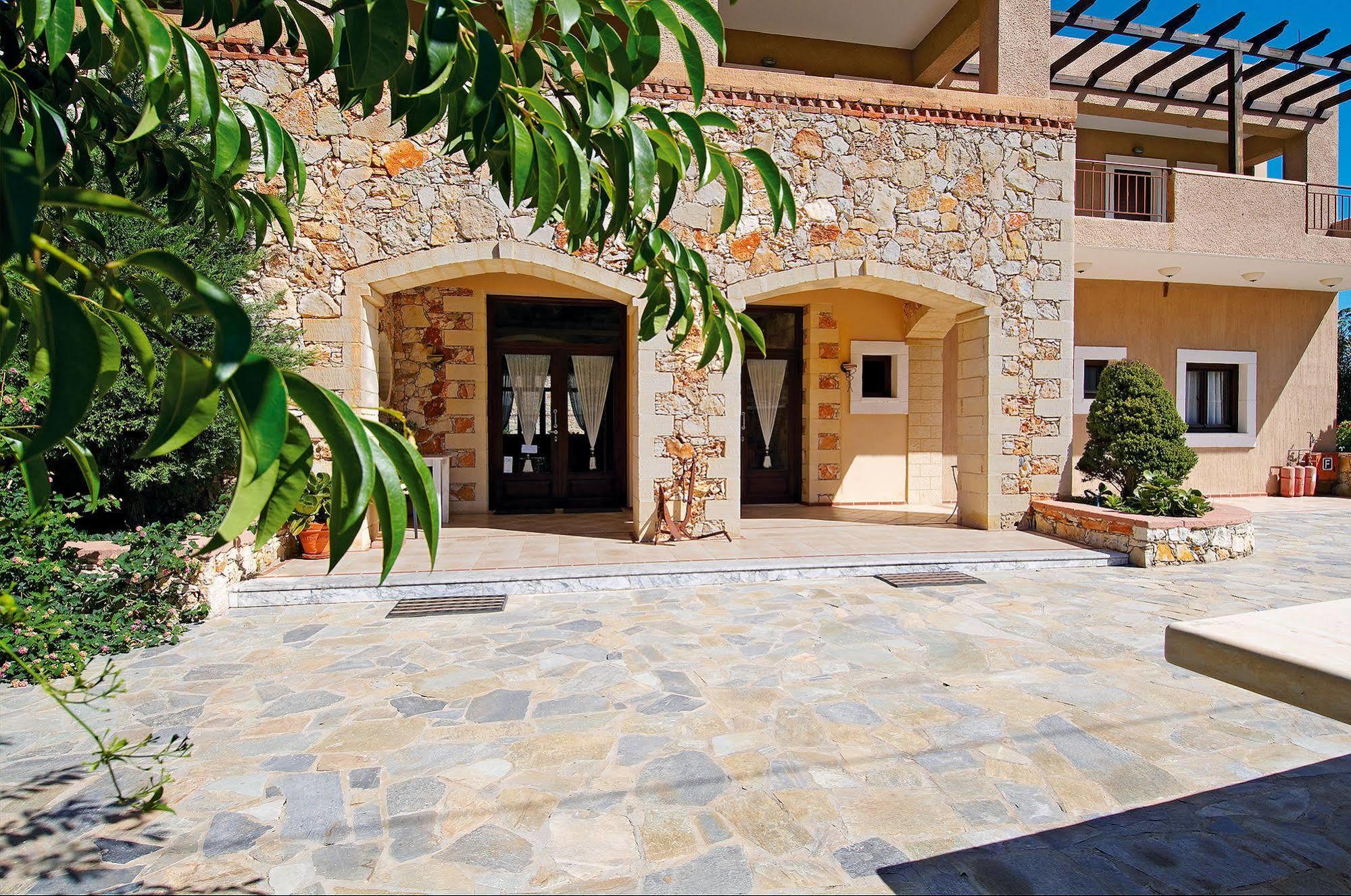 חאניה Areti Aparthotel מראה חיצוני תמונה
